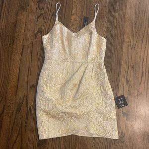 NWT lulus gold jacquard mini dress
